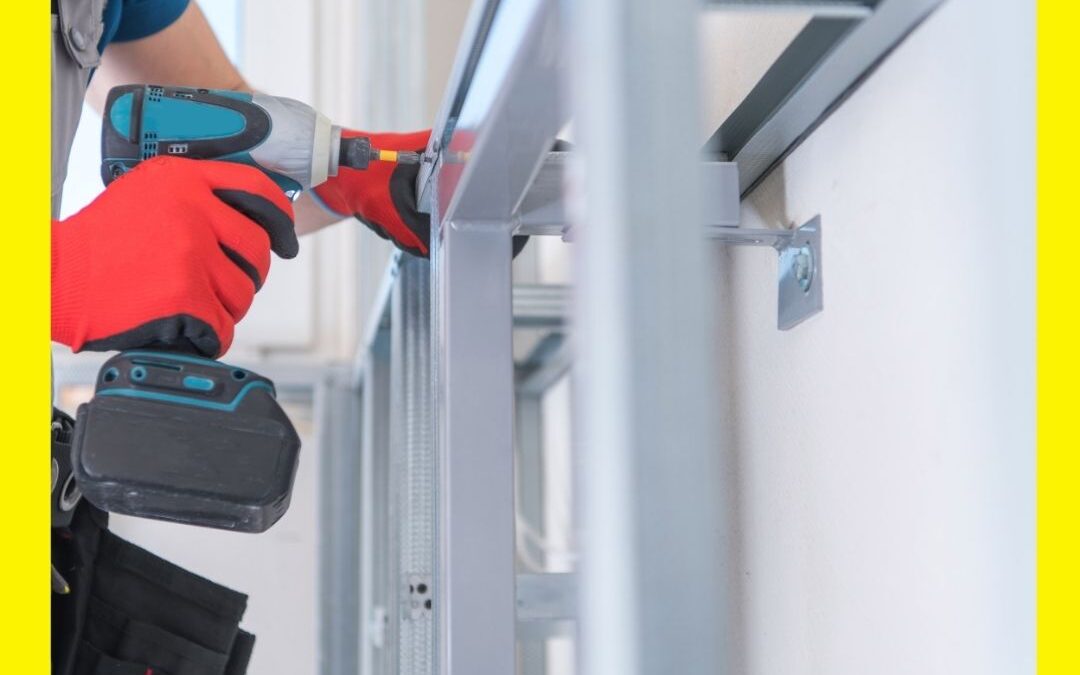 Cuántos tornillos se usan por cada lámina de yeso (drywall)?